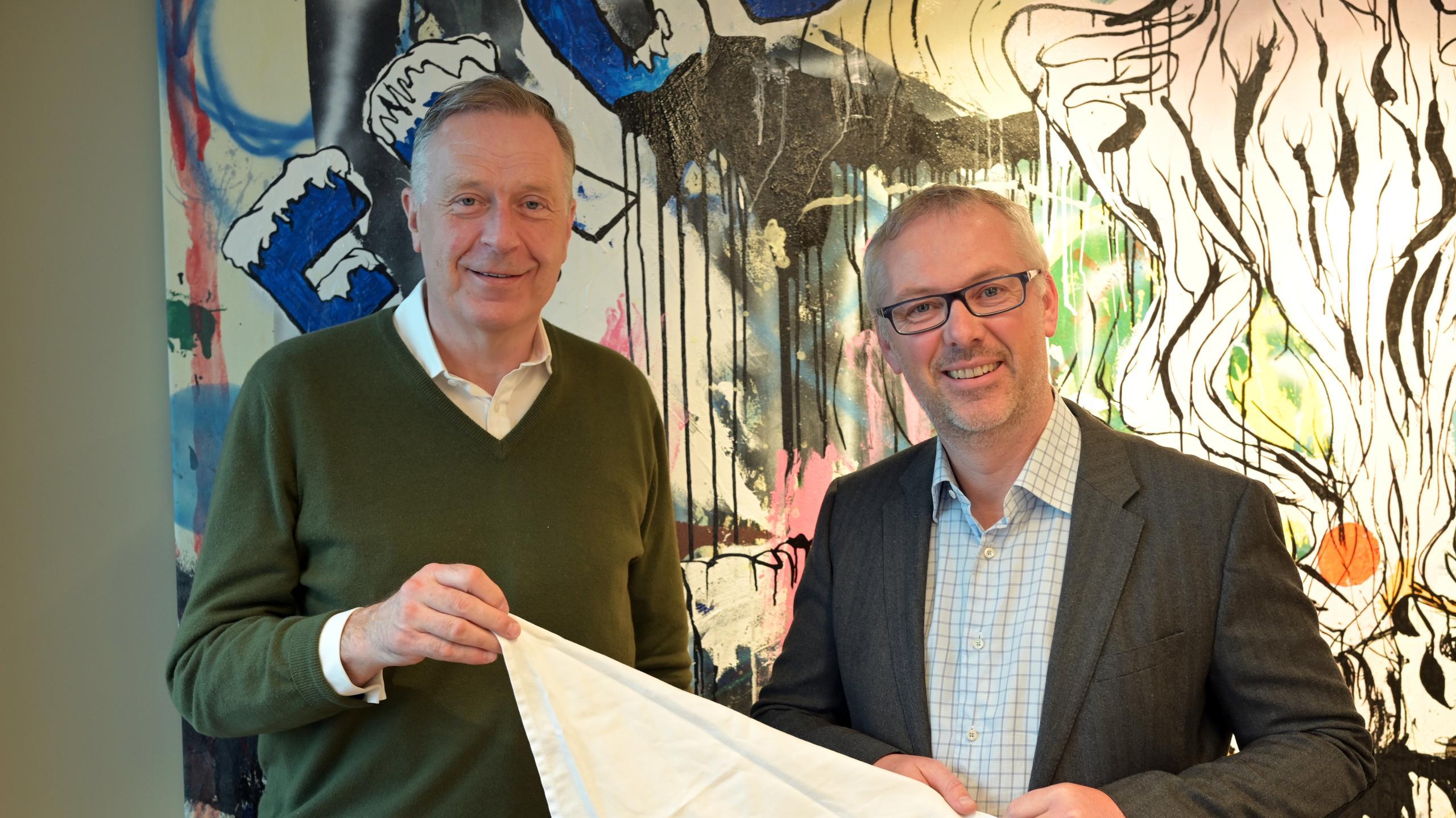 Amicoat signs first commercial contract 1